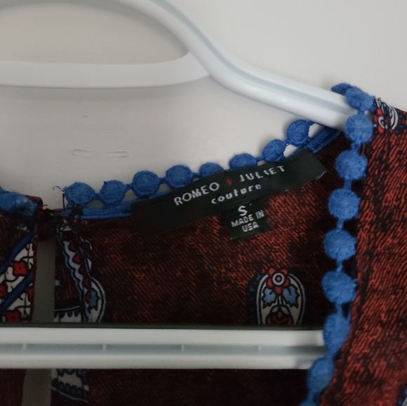 Romeo and Juliet Couture Paisley Print Top Small S - Picture 4 of 4